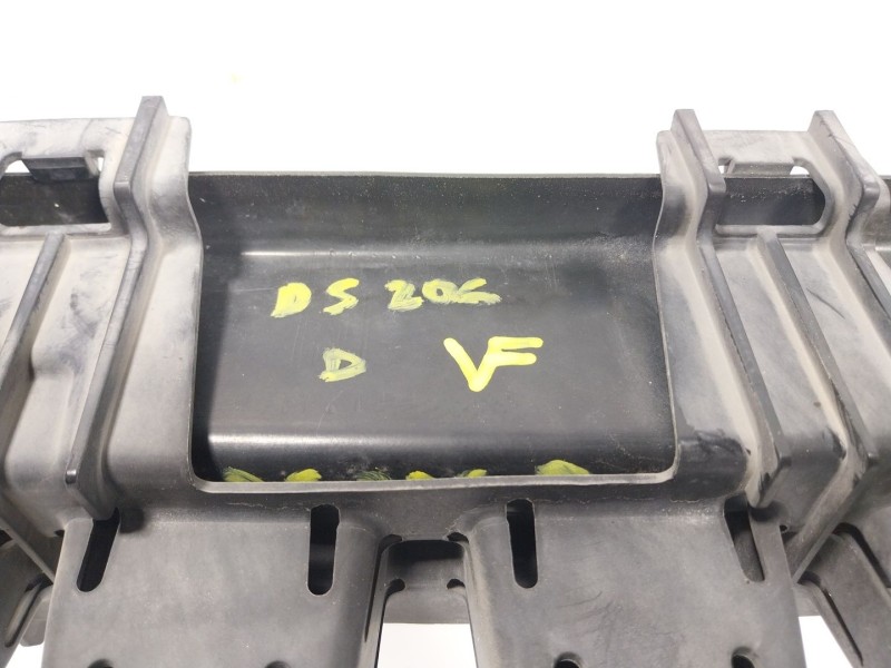 Recambio de refuerzo paragolpes delantero para volkswagen polo v (6r1, 6c1) 1.4 tdi referencia OEM IAM   