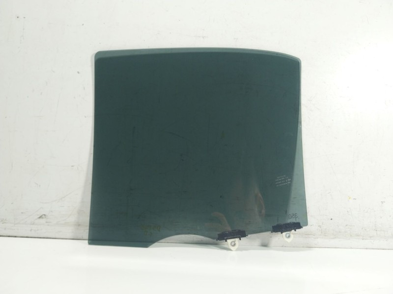 Recambio de cristal puerta trasero derecho para toyota yaris cross (mxp_) 1.5 hybrid (mxpj10) referencia OEM IAM 681030D110  