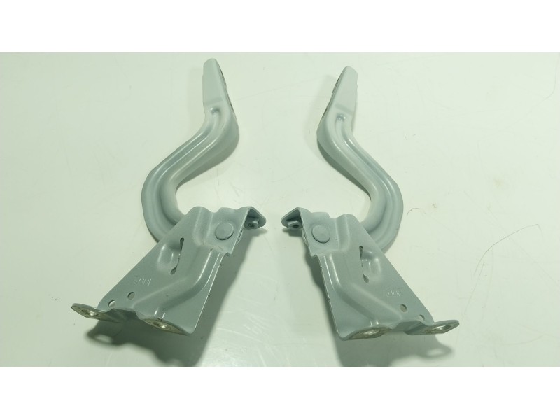 Recambio de bisagra capot para toyota yaris (_p21_, _pa1_, _ph1_) 1.5 hybrid (mxph10) referencia OEM IAM   