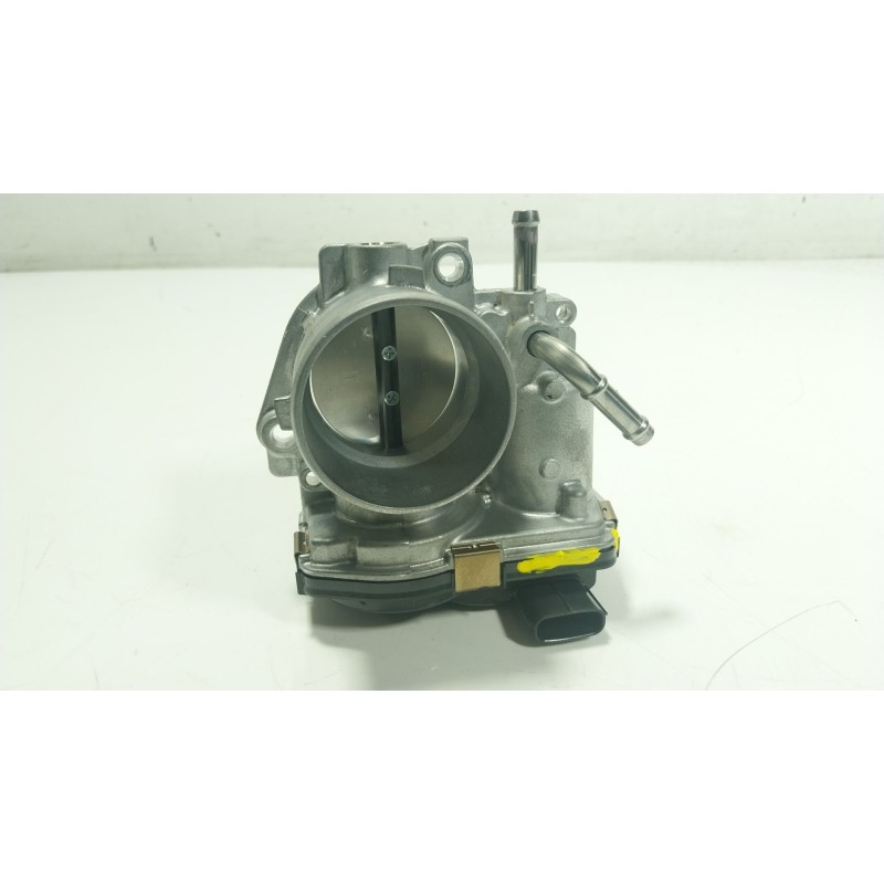 Recambio de caja mariposa para toyota yaris (_p21_, _pa1_, _ph1_) 1.5 hybrid (mxph10) referencia OEM IAM 22030F3030 22030F3030 