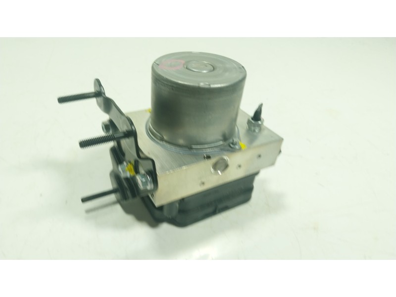 Recambio de abs para toyota yaris cross (mxp_) 1.5 hybrid (mxpj10) referencia OEM IAM 440500DK70 445400DA60 