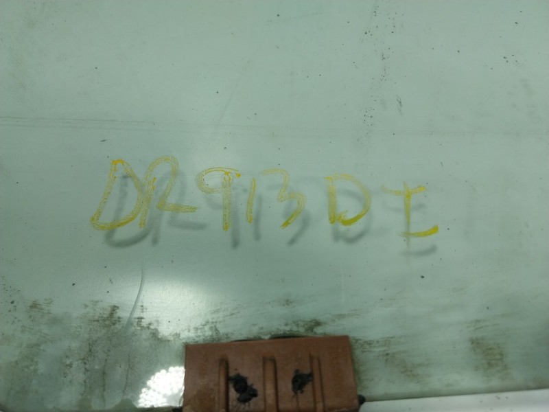 Recambio de cristal puerta delantero izquierdo para nissan juke (f15) 1.5 dci referencia OEM IAM 803011KK0A  