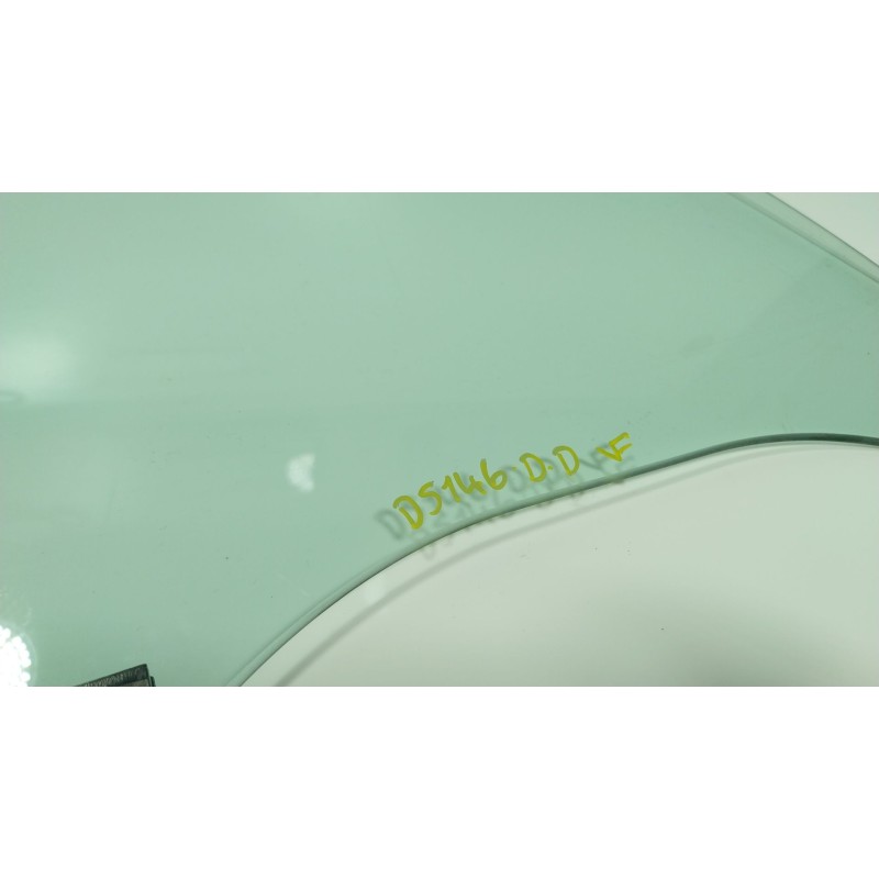 Recambio de cristal puerta delantero derecho para toyota yaris cross (mxp_) 1.5 hybrid (mxpj10) referencia OEM IAM 681010D100  