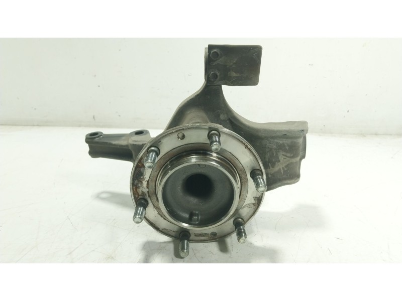 Recambio de mangueta delantera derecha para hyundai h350 furgoneta 2.5 crdi referencia OEM IAM 5673659000  