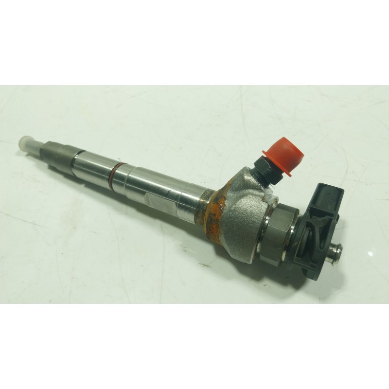 Recambio de inyector para seat leon sportstourer (kl8) 2.0 tdi 85kw referencia OEM IAM  05L130277E 