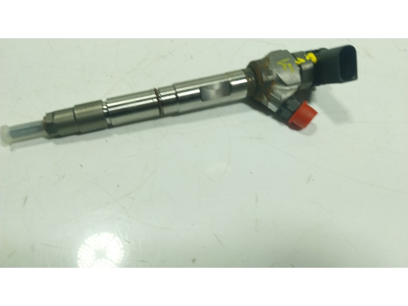 Recambio de inyector para seat leon sportstourer (kl8) 2.0 tdi 85kw referencia OEM IAM  05L130277E 
