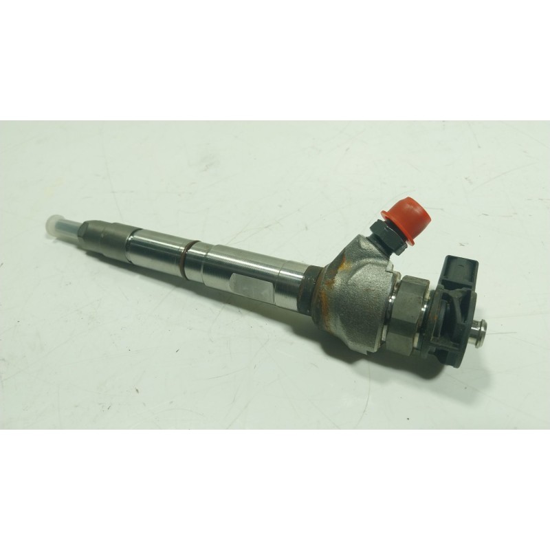 Recambio de inyector para seat leon sportstourer (kl8) 2.0 tdi 85kw referencia OEM IAM  05L130277E 