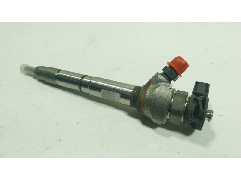 Recambio de inyector para seat leon sportstourer (kl8) 2.0 tdi 85kw referencia OEM IAM  05L130277E 