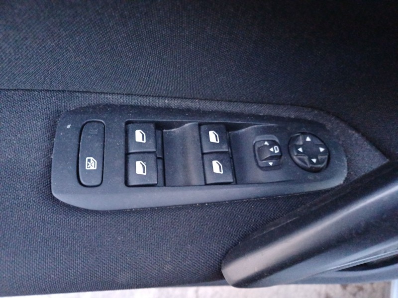 peugeot 308 ii (lb_, lp_, lw_, lh_, l3_) del año 2016