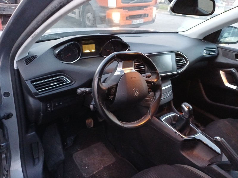 peugeot 308 ii (lb_, lp_, lw_, lh_, l3_) del año 2016