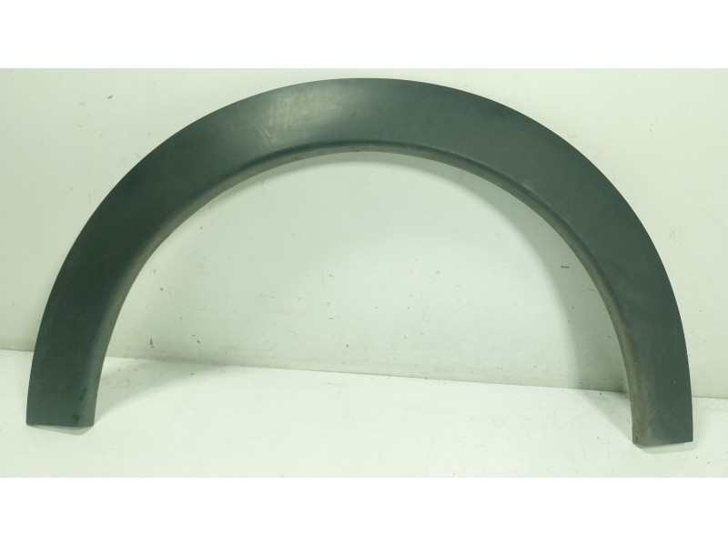 Recambio de aletin delantero izquierdo para citroën c4 cactus 1.2 vti 82 referencia OEM IAM   