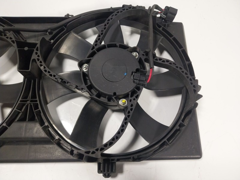 Recambio de electroventilador para chevrolet camaro 6.2 referencia OEM IAM   