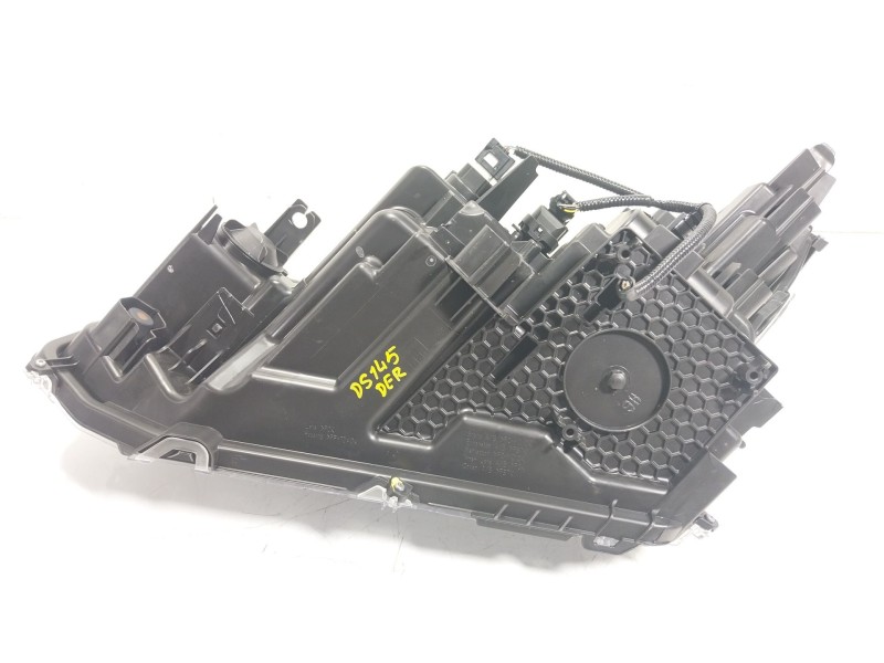 Recambio de faro derecho para toyota yaris cross (mxp_) 1.5 hybrid (mxpj10) referencia OEM IAM   