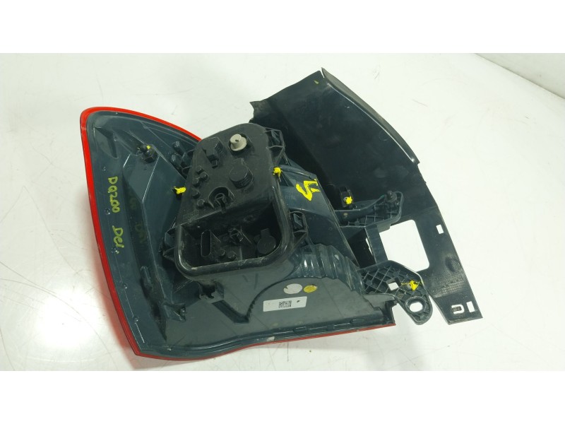 Recambio de piloto trasero derecho para bmw 1 (f20) 116 d referencia OEM IAM   