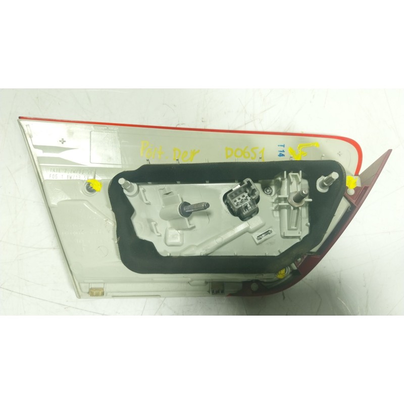 Recambio de piloto trasero derecho interior para jaguar xe (x760) 2.0 d referencia OEM IAM T4N7914 2SA011958 