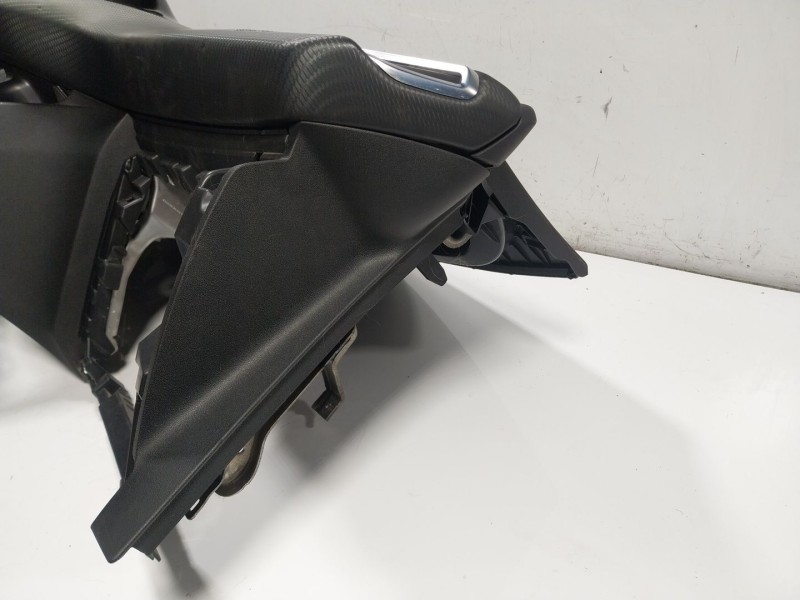 Recambio de salpicadero para peugeot 208 i (ca_, cc_) 1.2 vti 82 referencia OEM IAM  9672848580 