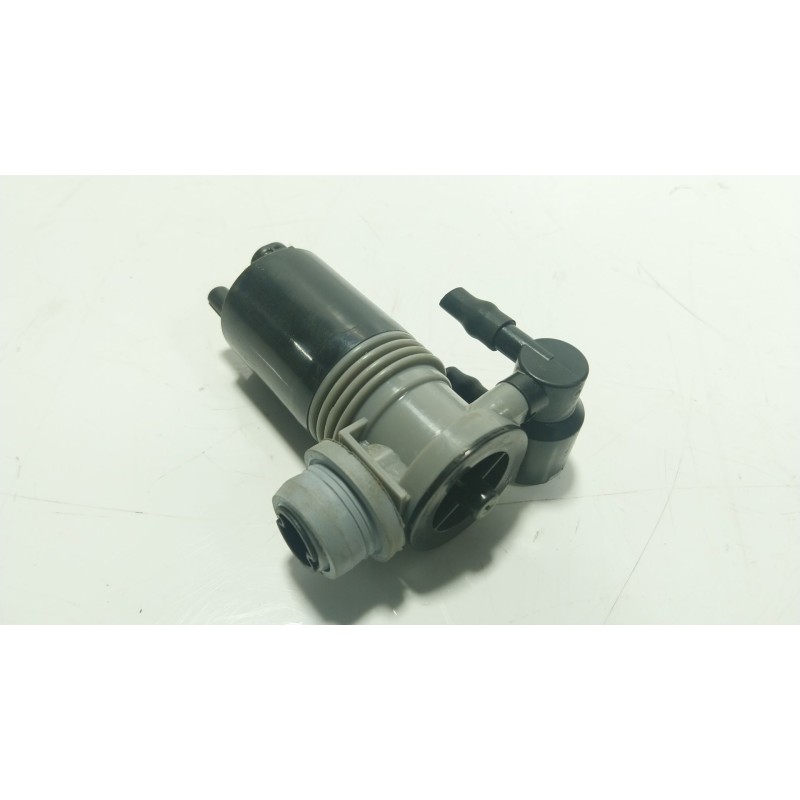 Recambio de bomba limpia para toyota yaris (_p21_, _pa1_, _ph1_) 1.5 hybrid (mxph10) referencia OEM IAM 853300D110 1094799002 