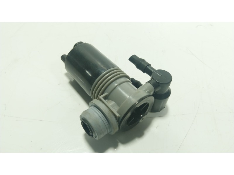 Recambio de bomba limpia para toyota yaris (_p21_, _pa1_, _ph1_) 1.5 hybrid (mxph10) referencia OEM IAM 853300D110 1094799002 