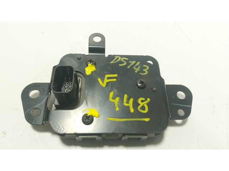 Recambio de modulo electronico para toyota yaris (_p21_, _pa1_, _ph1_) 1.5 hybrid (mxph10) referencia OEM IAM 8821052130 8821052
