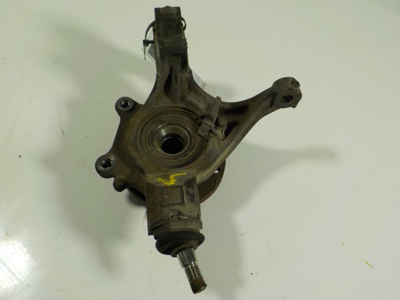 Recambio de mangueta delantera derecha para peugeot 307 break / sw (s1) 2.0 hdi cat referencia OEM IAM   