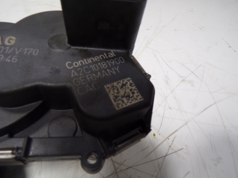 Recambio de caja mariposa para audi q5 (fyb) 2.0 16v tdi referencia OEM IAM 05L131501 A2C10181900 A2C10181900