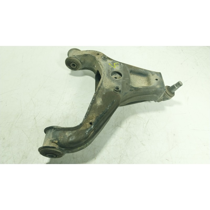 Recambio de brazo suspension inferior delantero derecho para hyundai h350 furgoneta 2.5 crdi referencia OEM IAM 5450159000  