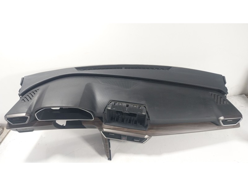 Recambio de salpicadero para seat leon sportstourer (kl8) xcellence referencia OEM IAM  5FA880204G 