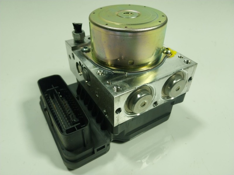 Recambio de abs para toyota rav 4 v (_a5_, _h5_) 2.5 hybrid (axap54) referencia OEM IAM 4405042J80 11604084430 