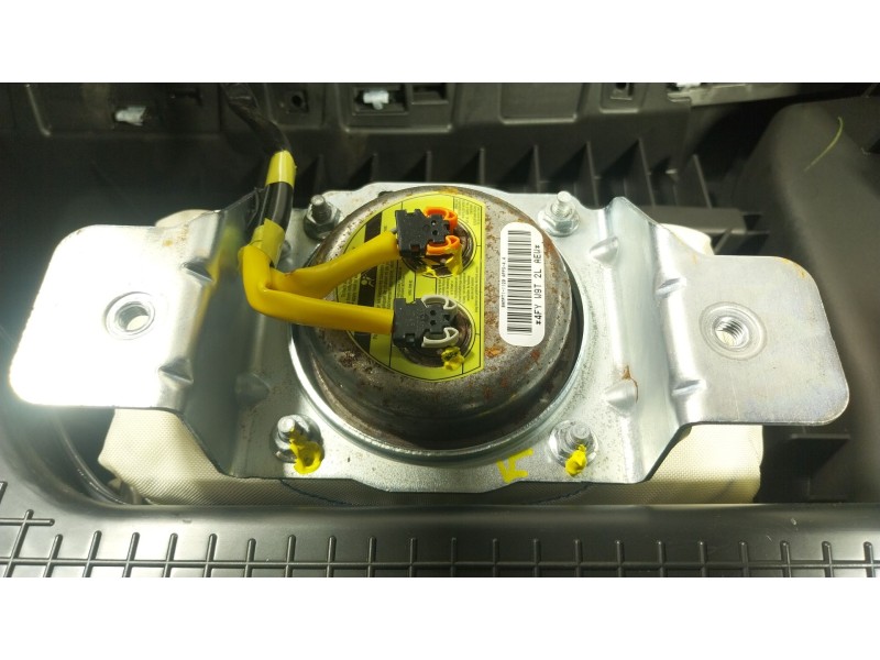 Recambio de salpicadero para chevrolet camaro 6.2 referencia OEM IAM   