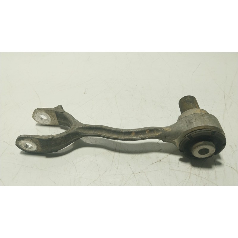 Recambio de brazo suspension inferior trasero derecho para jaguar xe (x760) 2.0 d referencia OEM IAM T2H2185  
