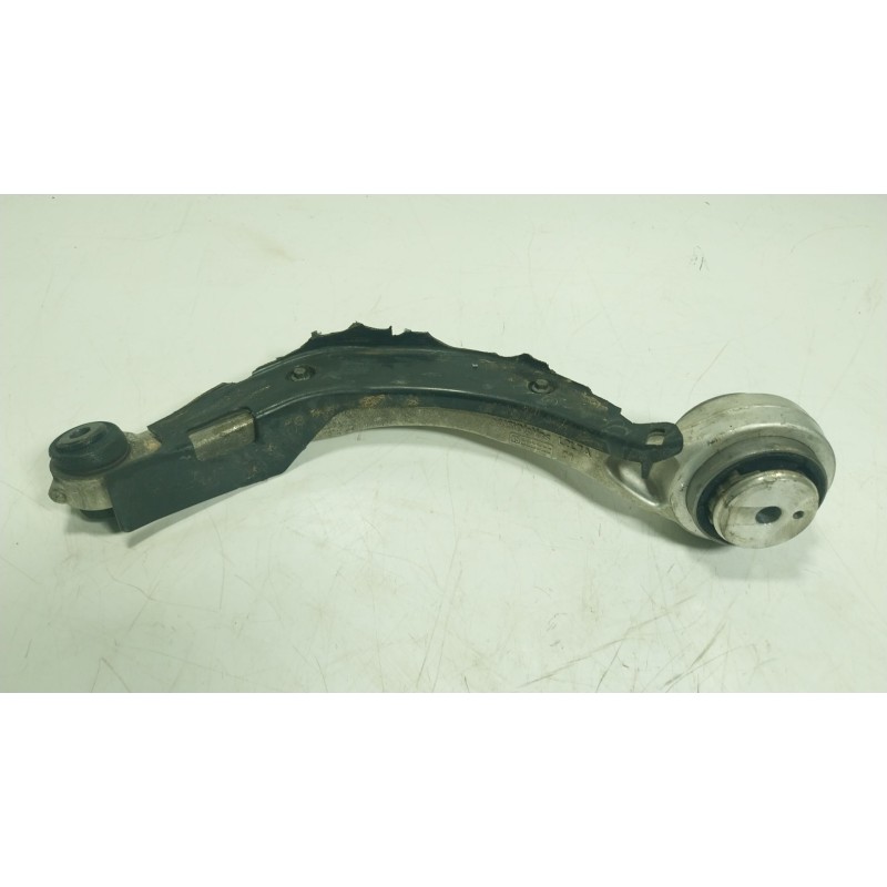 Recambio de brazo suspension superior delantero derecho para jaguar xe (x760) 2.0 d referencia OEM IAM T2H3196  