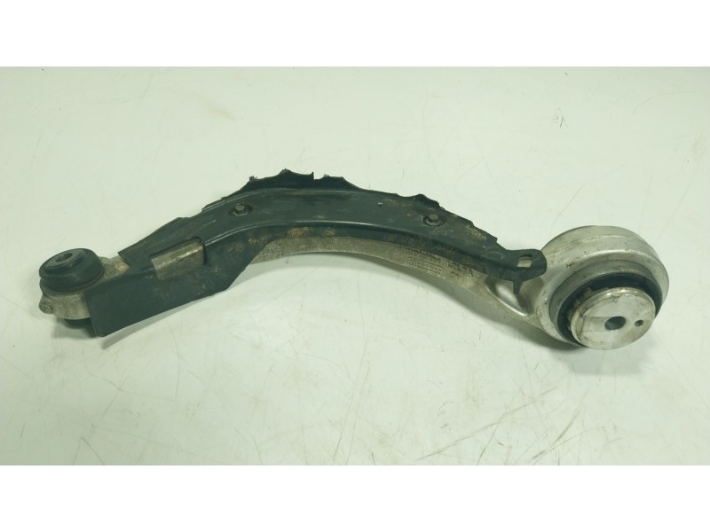 Recambio de brazo suspension superior delantero derecho para jaguar xe (x760) 2.0 d referencia OEM IAM T2H3196  