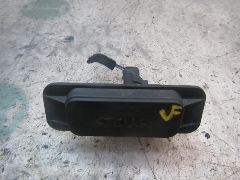 Recambio de maneta porton para renault twingo 1.2 16v referencia OEM IAM 8200076256  