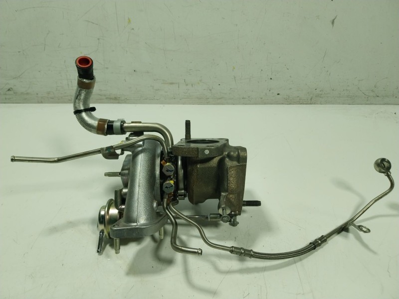 Recambio de turbocompresor para nissan juke (f15) 1.6 dig-t referencia OEM IAM  140704123 