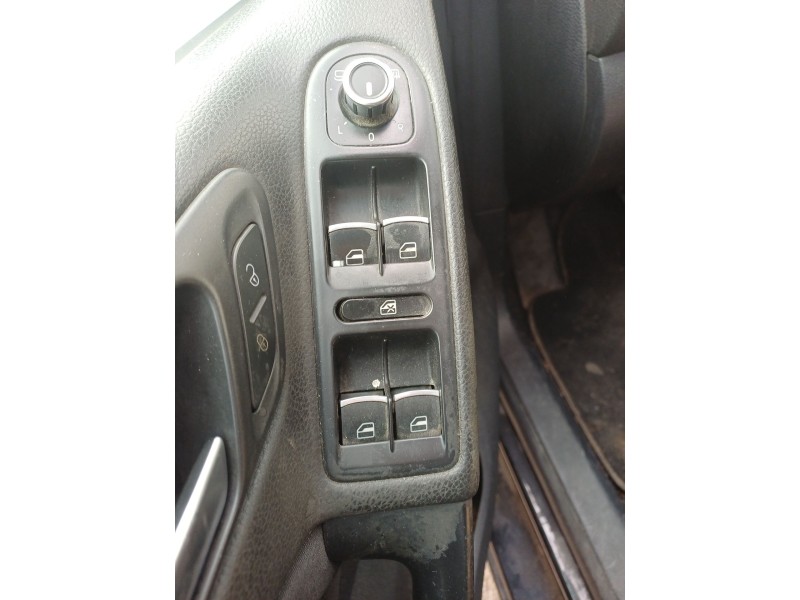 volkswagen golf vi (5k1) del año 2012