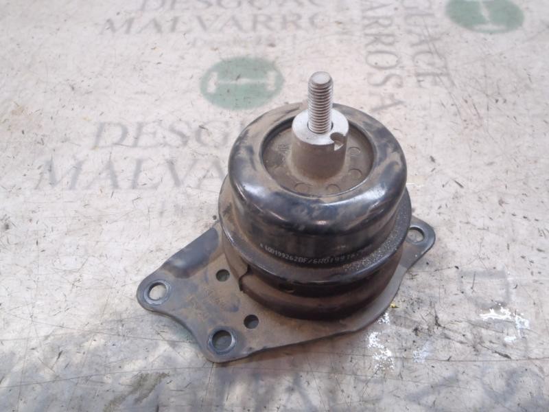 Recambio de soporte motor derecho para skoda fabia (5j2 ) 1.2 referencia OEM IAM 6R0199167AA  