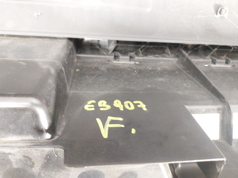 Recambio de paragolpes delantero para audi a3 sportback (8pa) 2.0 tdi 16v referencia OEM IAM 8P4807105GRU  