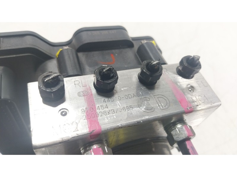 Recambio de abs para toyota yaris cross (mxp_) 1.5 hybrid (mxpj10) referencia OEM IAM 440500DK70 445400DA60 