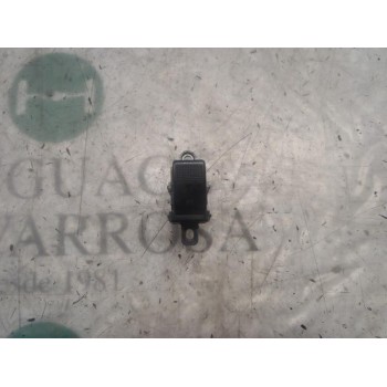 MANDO ELEVALUNAS TRASERO DERECHO GE4T66370A 3583J33 3583J33