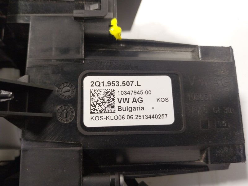 Recambio de mando intermitentes para seat arona (kj7, kjp) 1.0 tsi referencia OEM IAM 2Q0953513 2Q1953507L 