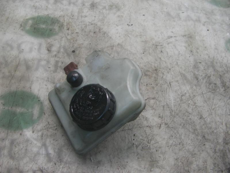 Recambio de deposito servo para citroën saxo 1.5 d sx referencia OEM IAM   