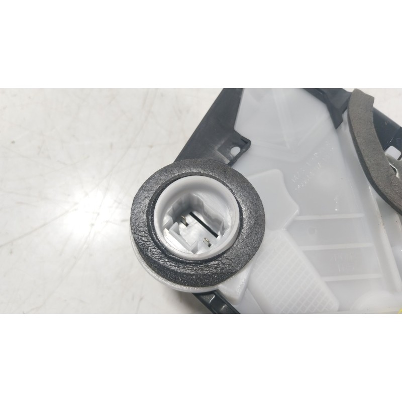 Recambio de cerradura puerta delantera derecha para toyota yaris cross (mxp_) 1.5 hybrid (mxpj10) referencia OEM IAM 69030K0031 
