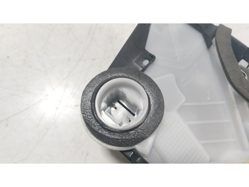 Recambio de cerradura puerta delantera derecha para toyota yaris cross (mxp_) 1.5 hybrid (mxpj10) referencia OEM IAM 69030K0031 