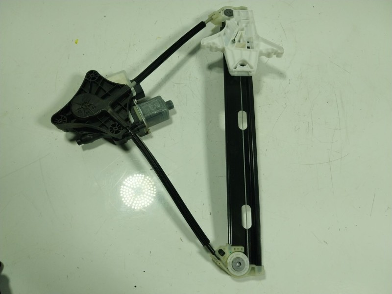 Recambio de elevalunas trasero derecho para seat arona (kj7, kjp) 1.0 tsi referencia OEM IAM 6F0839462D 5Q0959408D 