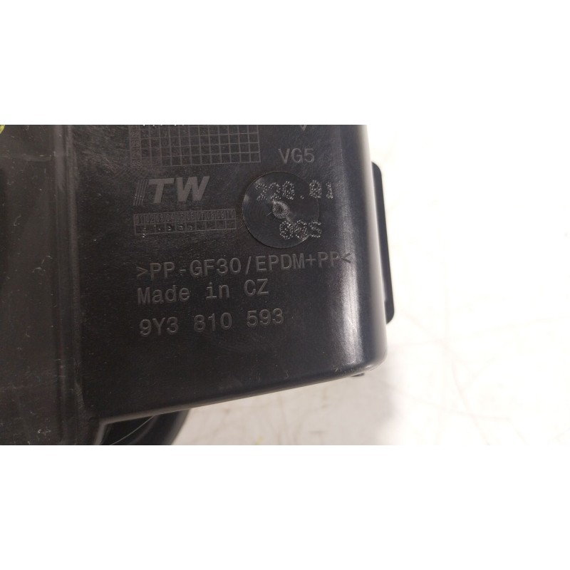 Recambio de tapa combustible para porsche cayenne coupe (9yb) 3.0 e-hybrid awd referencia OEM IAM  9Y3810593 