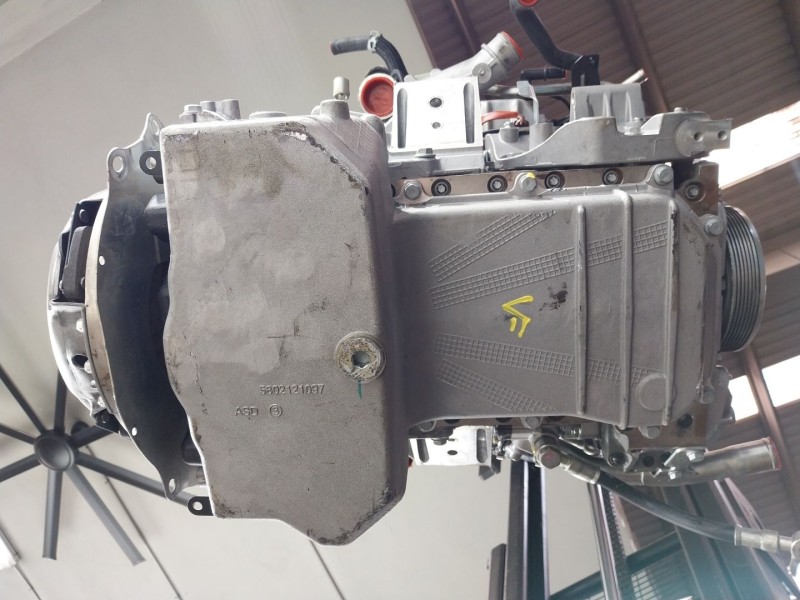 Recambio de motor completo para fuso (mitsubishi) canter 3s13 referencia OEM IAM   4P10