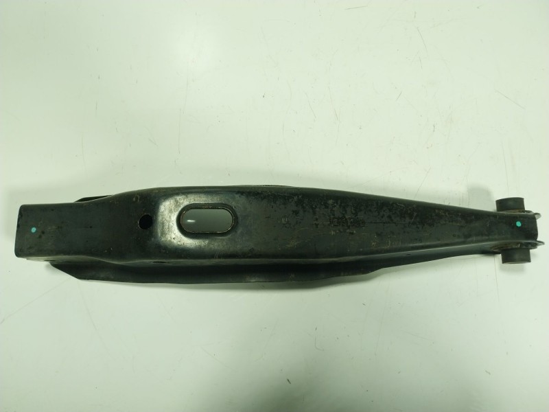Recambio de brazo suspension inferior trasero derecho para chevrolet camaro 6.2 referencia OEM IAM  92243845 