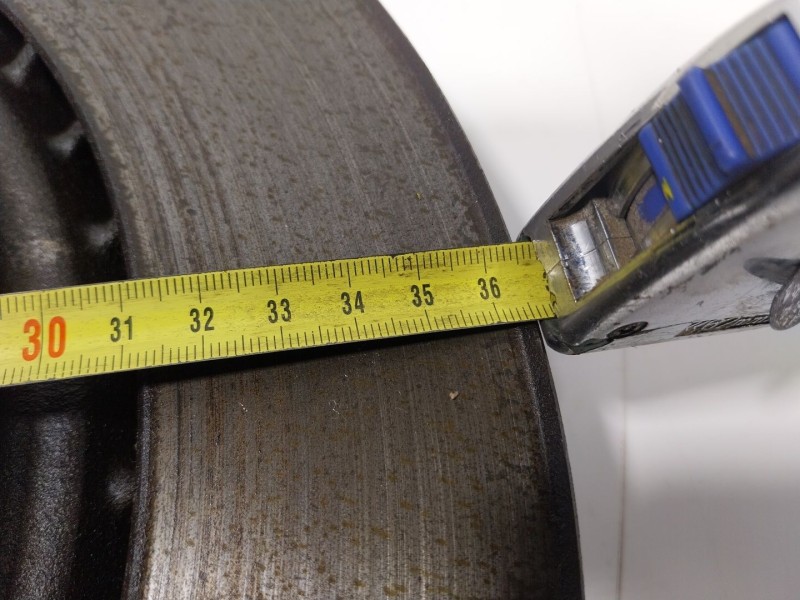 Recambio de disco freno trasero para chevrolet camaro 6.2 referencia OEM IAM   