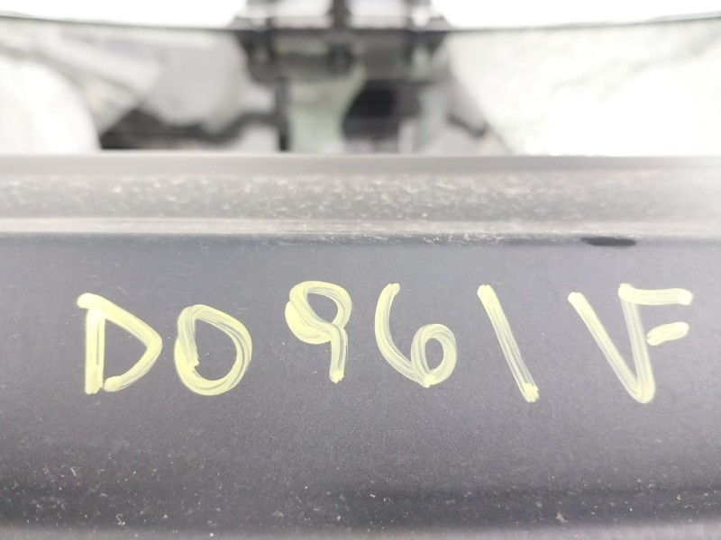 Recambio de porton trasero para citroën c3 iii (sx) 1.2 puretech 82 referencia OEM IAM   