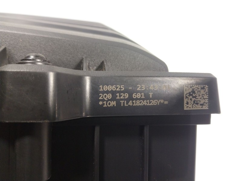 Recambio de filtro aire para seat arona (kj7, kjp) 1.0 tsi referencia OEM IAM 5Q0129607BD 2Q0129601T 